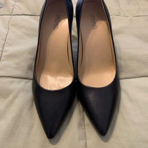 Michael Kors pumps